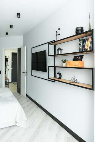 Апартаменты Посуточно дизайнерская квартира с элементами loft Сова Буча-3